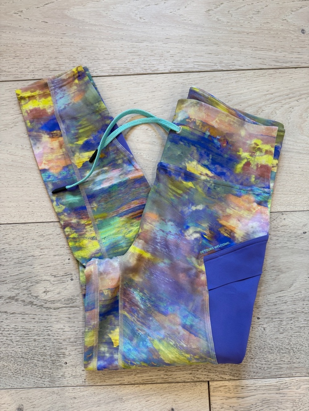 Lululemon Cargo Super High-Rise Hiking Tight 25” in Altered Nature Size 8 - Picture 2 of 13